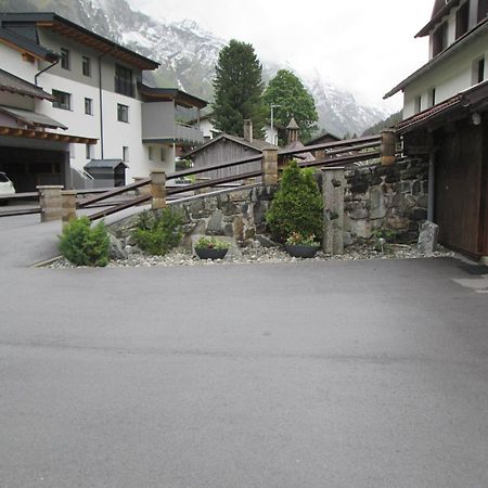 Ferienwohnung Annamaria Und Manuel Melmer Sankt Leonhard im Pitztal Bagian luar foto