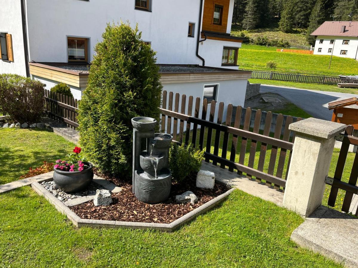 Ferienwohnung Annamaria Und Manuel Melmer Sankt Leonhard im Pitztal Bagian luar foto